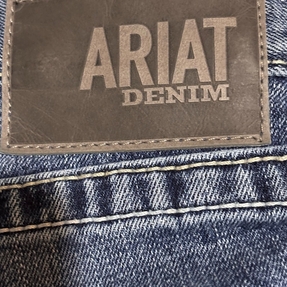 Ariat M5 Men's Classic Blue Straight Fit Straight Leg Work Jeans size 29/30 - Picture 4 of 15